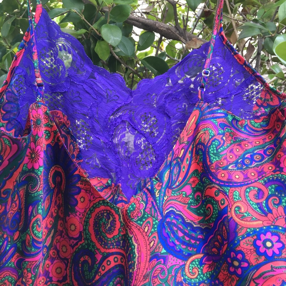 Vintage Victoria’s Secret Paisley Red Lace Slip - Picture 3 of 6